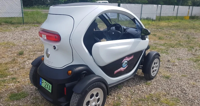 Renault Twizy cena 20800 przebieg: 8700, rok produkcji 2015 z Sieraków małe 37